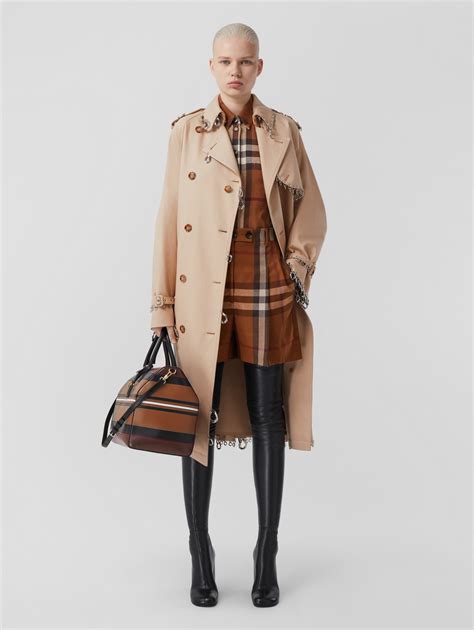 vêtements burberry pour femme